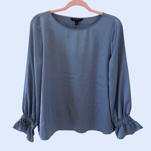NWT Banana Republic Blue Ruffle Cuff Long Sleeve Blouse Size M